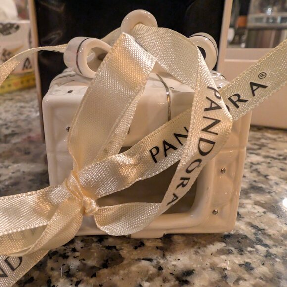 Pandora 2016 hidden gift ornament with box - Picture 5 of 5